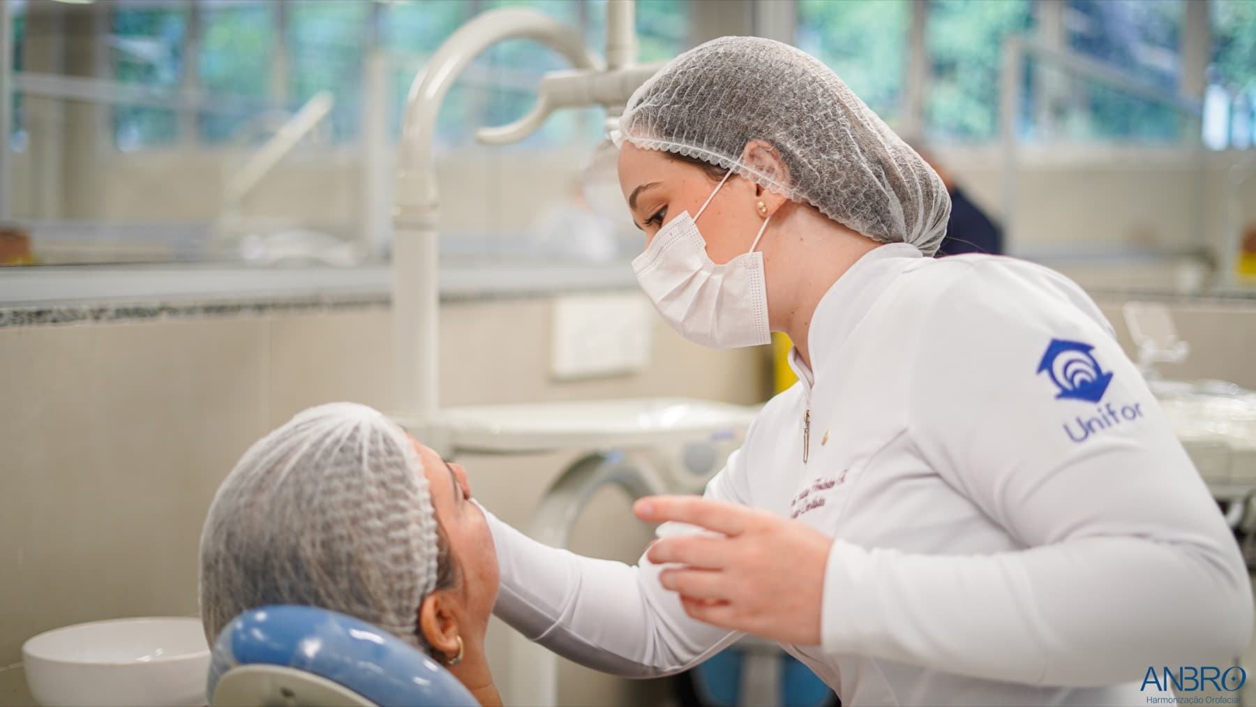 Clínica de Odontologia · UNIFOR